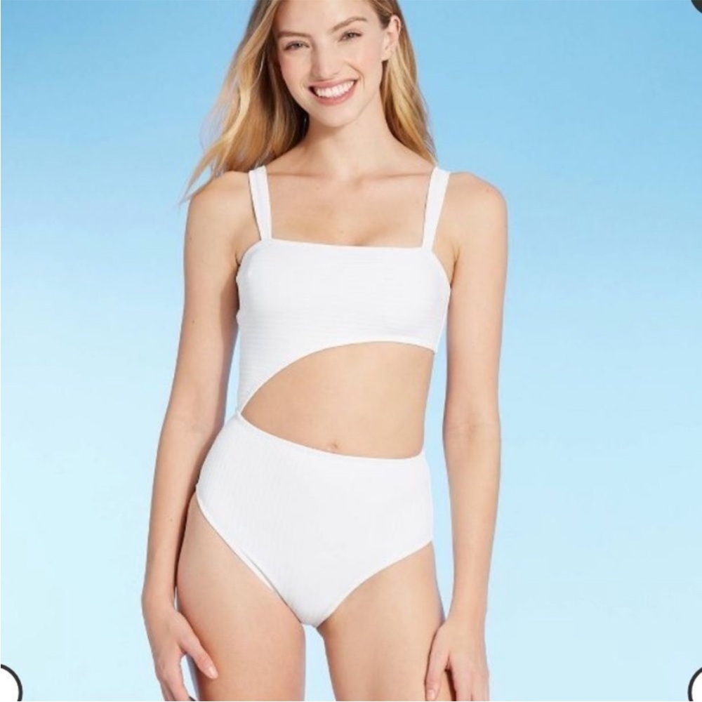 Shade & Shore Women's Ribbed Cut Out One Piece Swimsuit